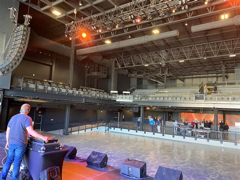 How to Start a Music Venue: A Guide to Building Your Dream Soundscape